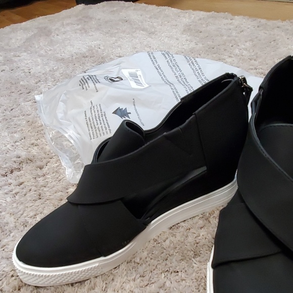 Wedge - Picture 6 of 6